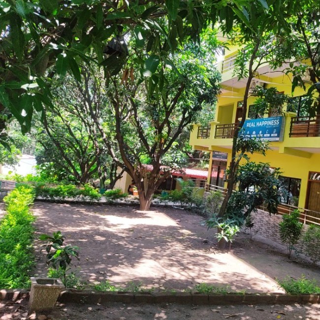 kundalini ashram stay in India